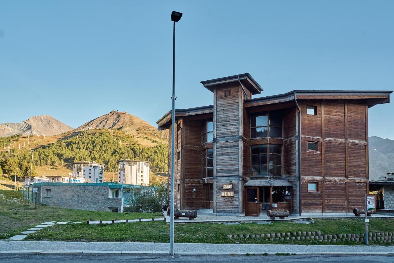 Chalet Weal Aparthotel Sestriere Exterior photo